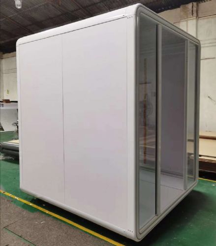 小型唱吧KTV房 家庭娛樂新風尚